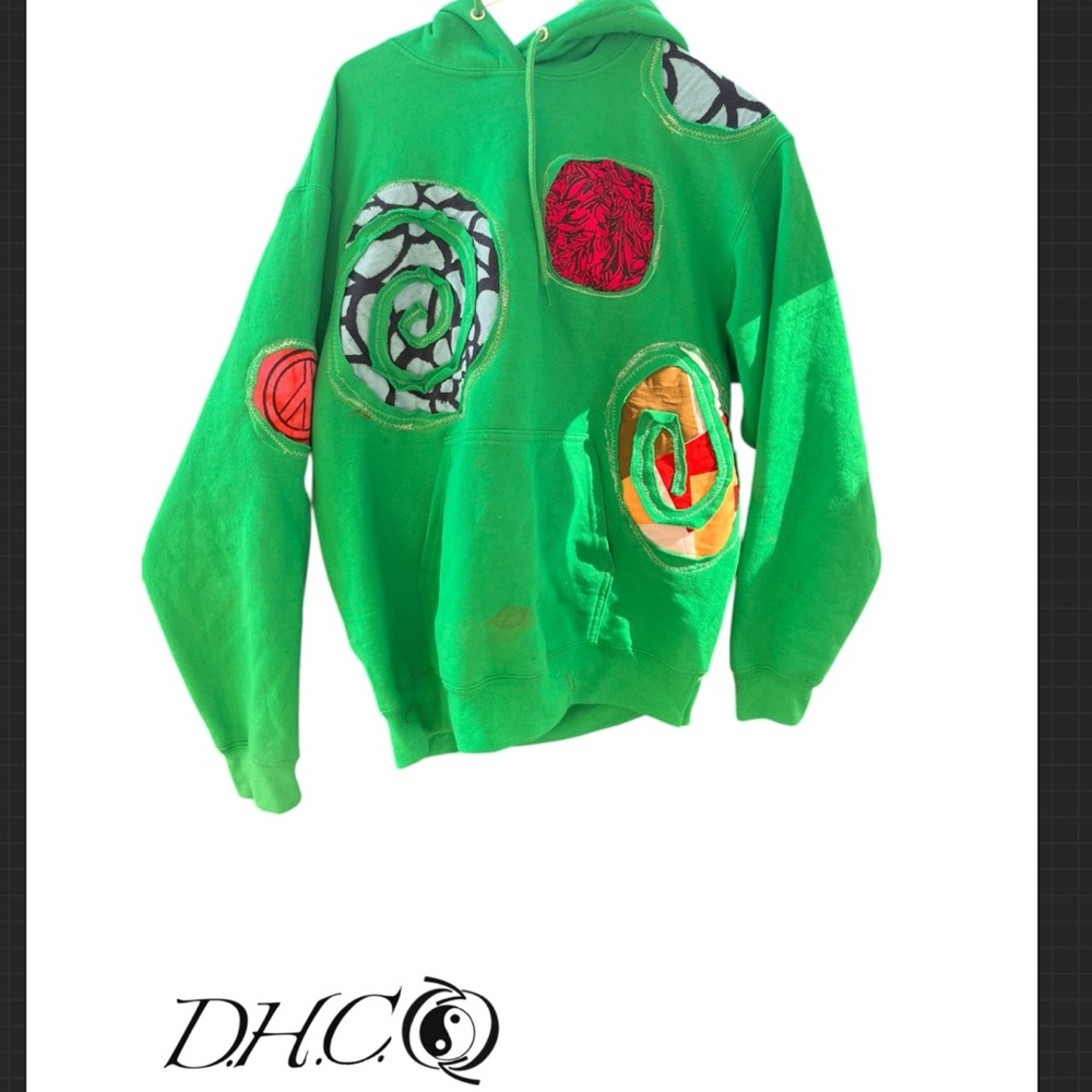 Vibrant Green Men's Hoodie with Artistic Patterns